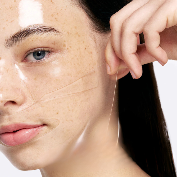 Hydrogel mask for hydration, pore refinement, and skin elasticity by BIODANCE.